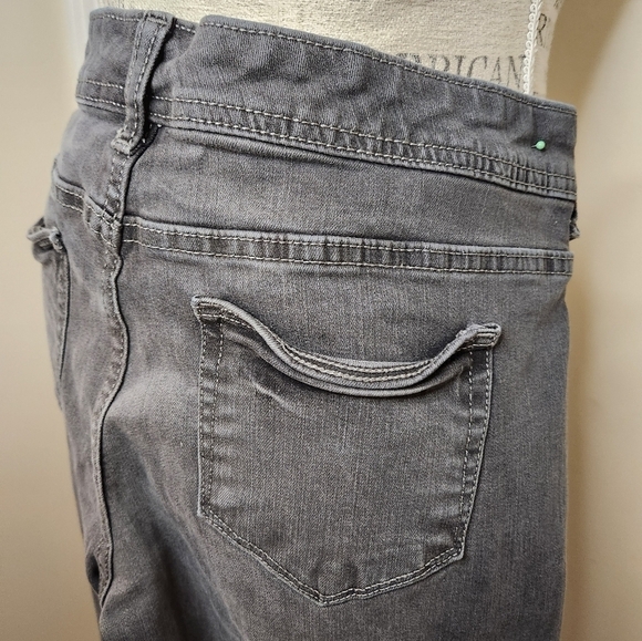 Mossimo vintage black skinny jeans - Picture 6 of 10